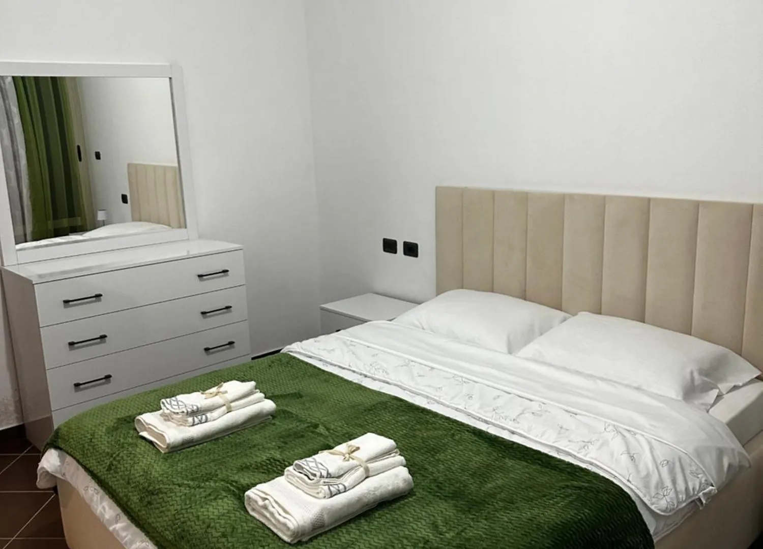 Iri Apartment Durres