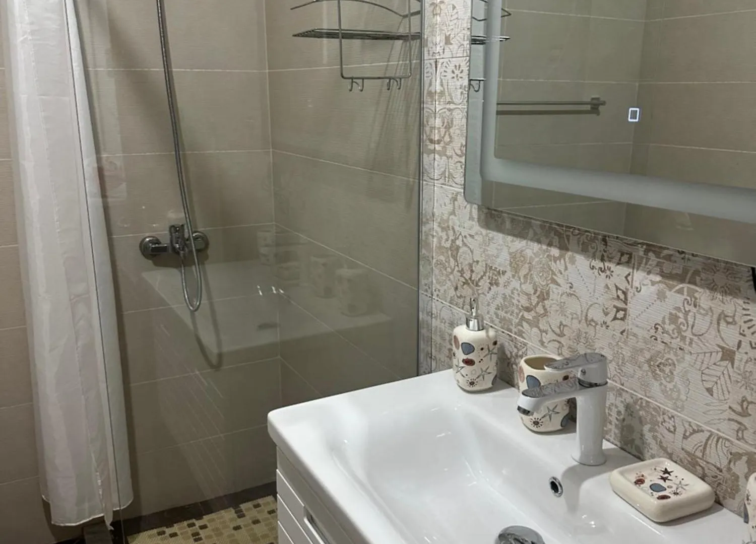 Iri Apartment Durrës 0*,  Albanien
